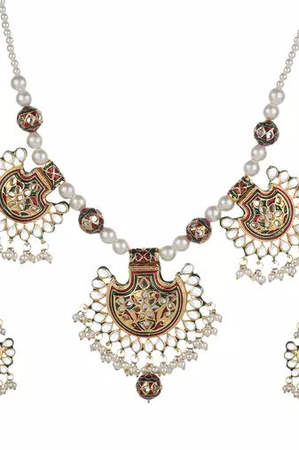 Kundan necklace set
