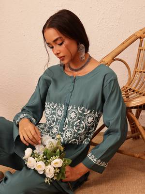 Hand embroidered slate grey cotton lucknowi chikankari co-ord set 5