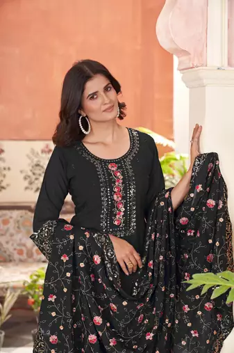 star georgette zari embroidery work black kurta set