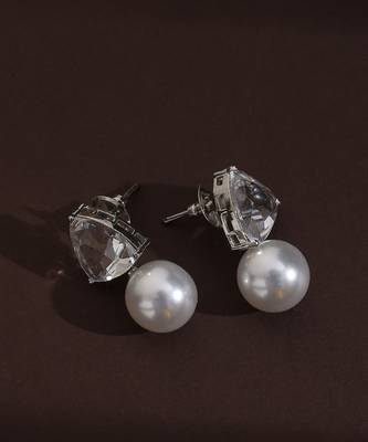 White zirconia studs 1