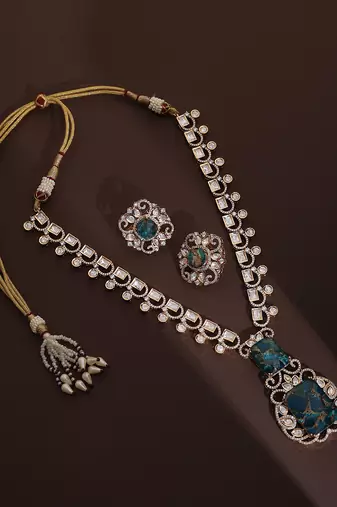 Blue polki pendant necklace set