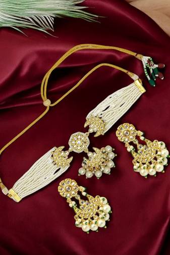 Gold plated paachi kundan choker necklace set
