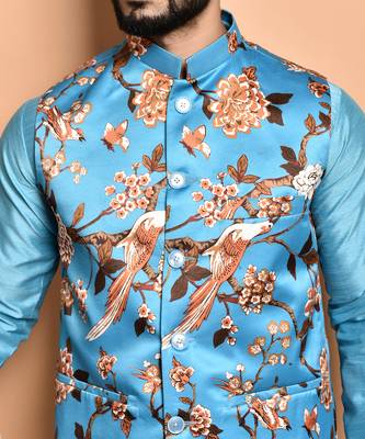 Solid silk kurta pyjama set with nehru jacket 3