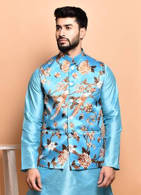 Solid silk kurta pyjama set with nehru jacket 4
