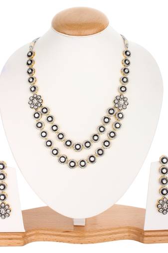 Victorian necklace set