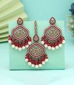 Rani color pakistani kundan earrings with maang tikka