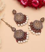 Magenta color pakistani kundan earrings with maang tikka