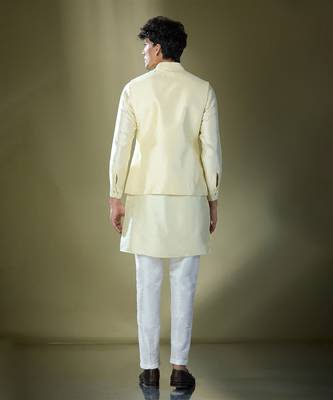 Parrot green embroidered kurta-jacket set 4