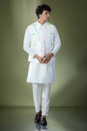 Off white embroidered kurta-jacket set