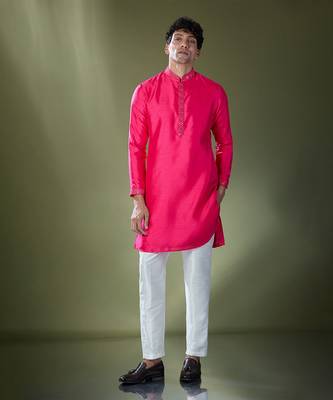 Fuscia mirror embroidered kurta set 1