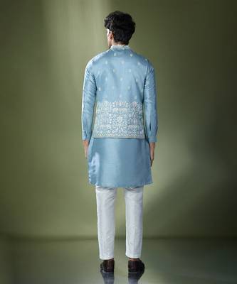 Blue embroidered kurta-jacket set 4