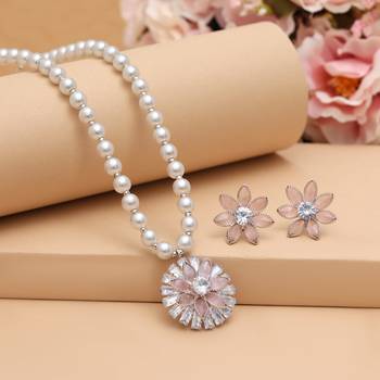 Baby pink color stone necklace set 1