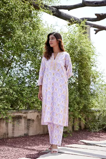 Light purple side slit straight floral print pure cotton kurta