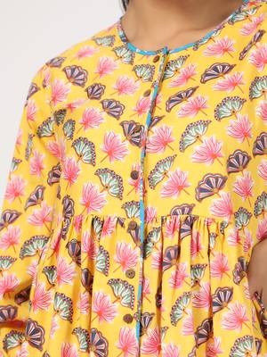Multicolor front button floral printed cotton top 3
