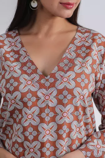 Brown geometric hand print v neck pure cotton kurta