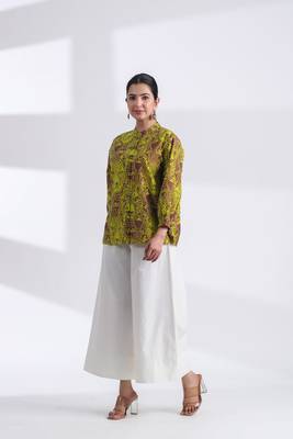 Women's brown mandarin collar hand printed crop cotton shirt 4