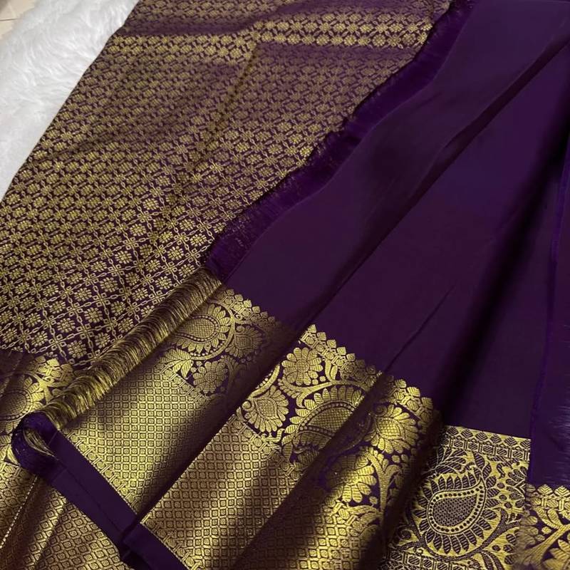 Wine color silk blend sarees with blouse