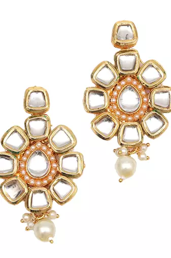 Kundan with clustered pearl choker neckalce set