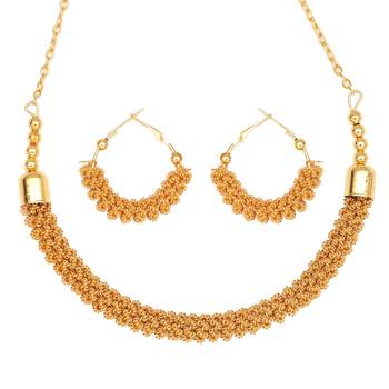 Elegant gold plated woven necklace with matching loop earrings 4