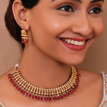 Exquisite gold plated necklace set with intricate red teardrop accents matching earrings 1