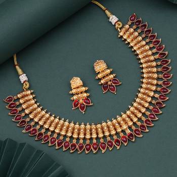 Exquisite gold plated necklace set with intricate red teardrop accents matching earrings 3