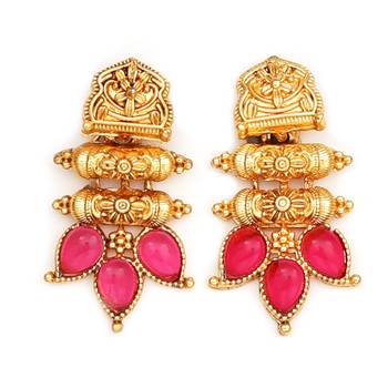 Exquisite gold plated necklace set with intricate red teardrop accents matching earrings 6