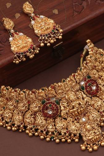 Traditional temple gold plated necklace set with earrings
