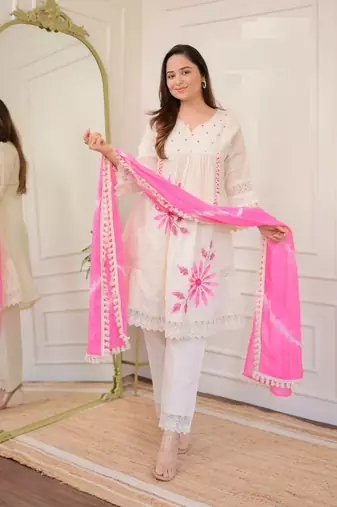 pink cotton embroidered kurti set with dupatta