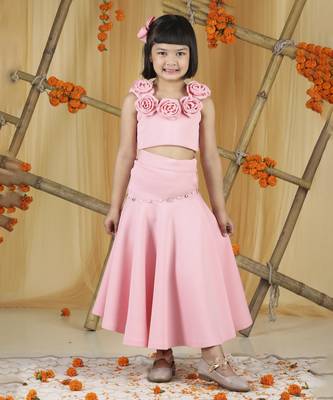 Baby pink 3d flowers on the blouse with pearl scattering set 3