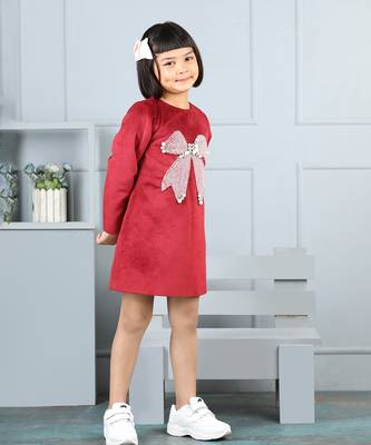 Maroon velvet dress with bow 4