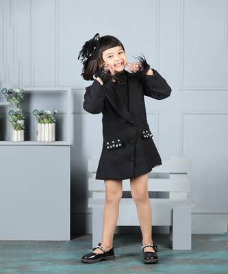 Black dress with detailing on pocket 4