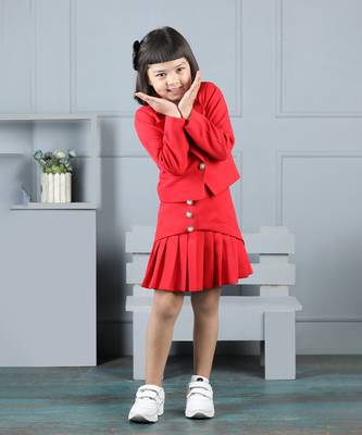 Red coord set with detailed skirt 5