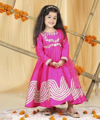Hot pink anarkali set with hand emnroidery 5