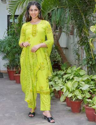 Lime green women kurta pant with dupatta set 4