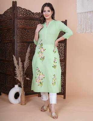 Green floral printed aline kurta with pant and dupatta sets 3