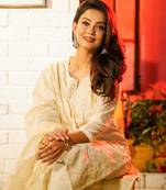 Cream chanderi sraight fit suit set (with pants and dupatta)