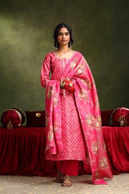 Pink chanderi suit set (with pants and dupatta) 1