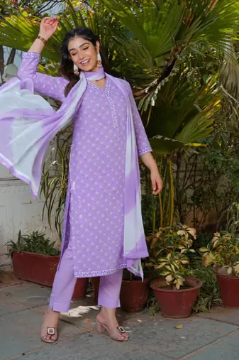 Purple women printed aline kurta pant with dupatta set