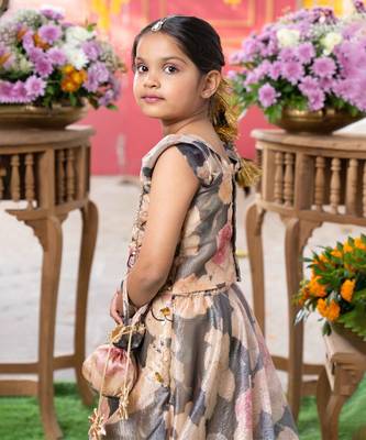 Grace in bloom: stunning floral gown with elegant embellishments for festive occasions 4