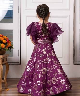 Elegant purple embroidered lehenga set with ruffled sleeves 3