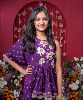 Embellished printed one side drape kurti with crop top and sharara 2