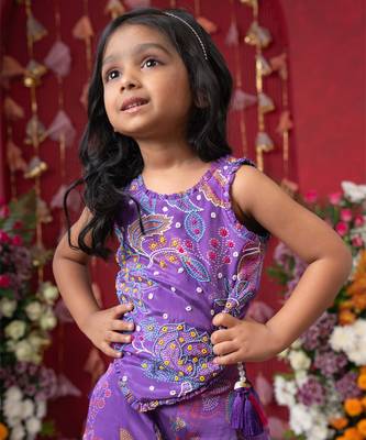 Add a pop of color to your celebrations with this vibrant purple printed top and flared palazzo set 2