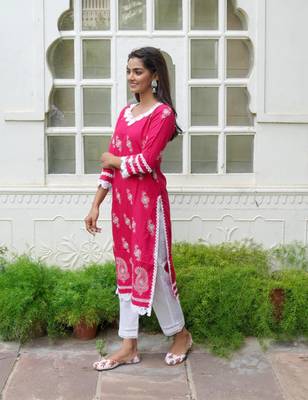 Pink printed cotton aline  kurta with pant set 2