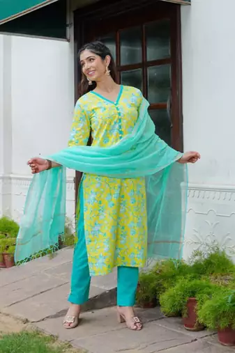 Firangi green kurta pant with dupatta set