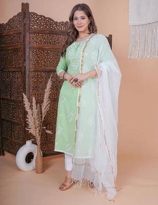 Light green embroidery kurta with pant and dupatta set 1