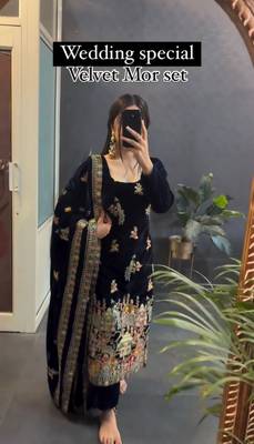 Black velvet embroidery kurta set 5