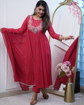 Red embroidery sequins work cotton kurta set 5
