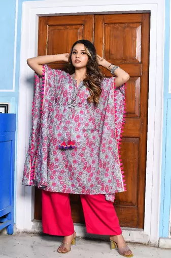 Cool grey and rouge pink kaftan