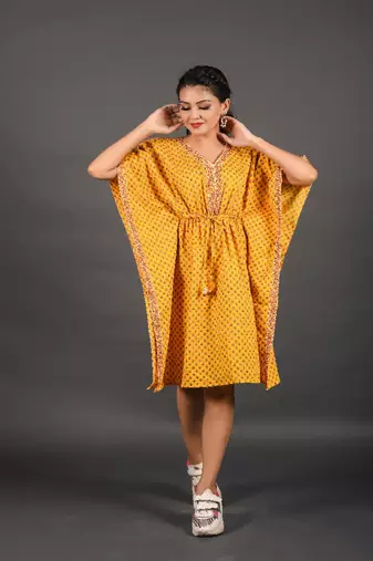All over floral printed kaftaan