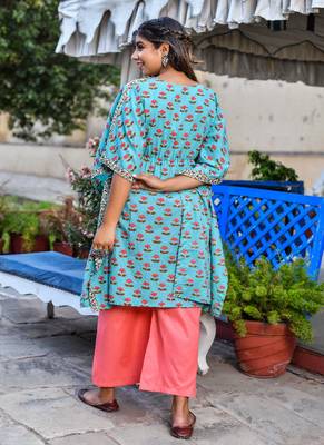 Teal printed kaftan & peach pant sets 3